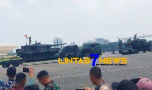 Viral Konvoi Kendaraan Tempur Disebut Terapkan Darurat Keamanan, TNI AD: Hoaks!
