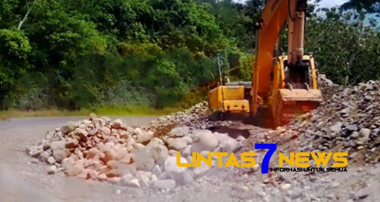 Aktivitas Galian C Diduga Jadi Faktor Penyebab Amblasnya Jalan