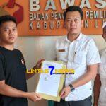 Puluhan Baleho Rohidin-Meriani di Rusak Orang Tak Dikenal, Tim Romer gass poll Lebong Lapor ke Bawaslu