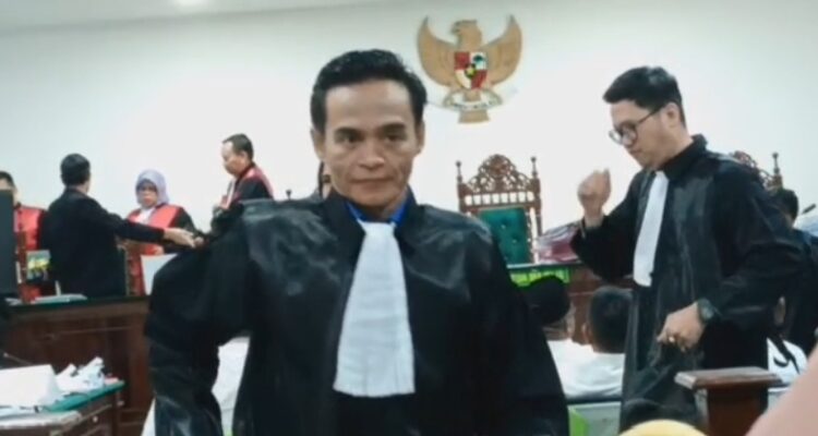 Dikebut, Ditahan, Dituntut Tinggi: Ada Apa dengan Perkara Risan Toyo