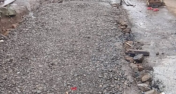 Jalan Lingkungan Dusun 1 Desa Sungai Jernih Siap Ditingkatkan ke Tahap Pengecoran