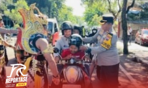 Cara Kreatif Satlantas Blitar Tekan Kecelakaan, Wayang Turun ke Jalan